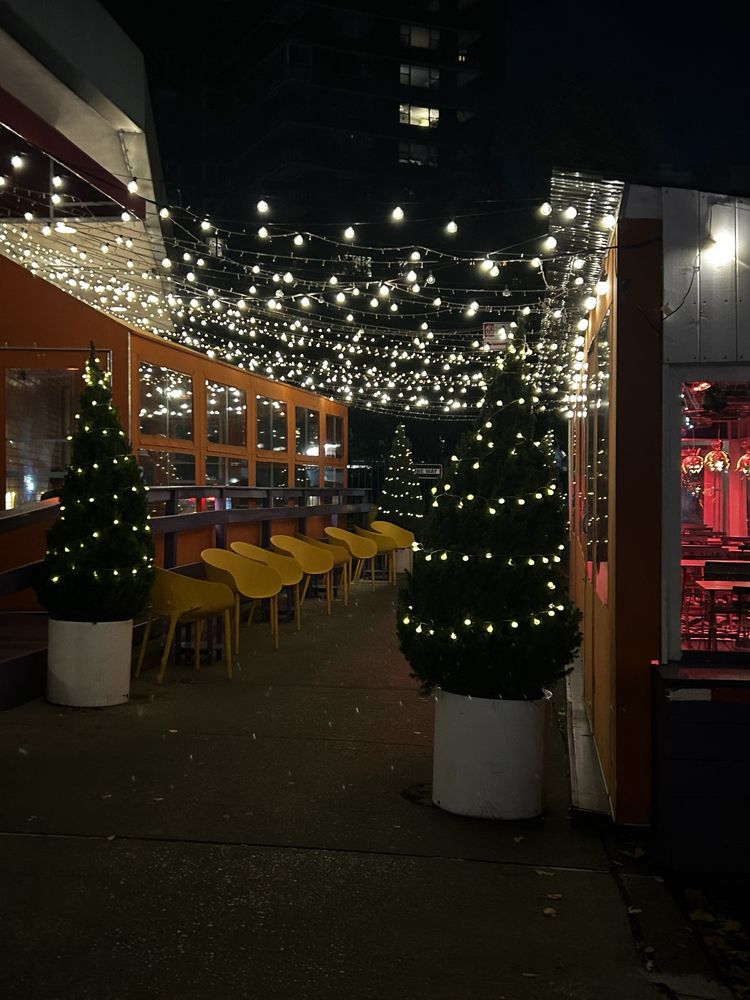 Shukette_outside_patio.jpg